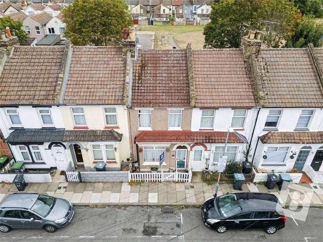 House for sale in Hamerton, Kent