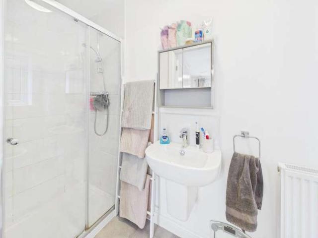 House for sale in Longhill, Hull