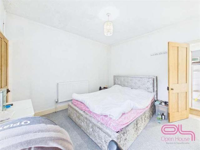 House for sale in Burton upon Trent, East Staffordshire