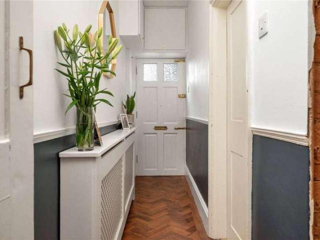 House for sale in Elmfield, Leicestershire