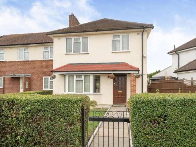 House for sale in Pond Park, Chesham