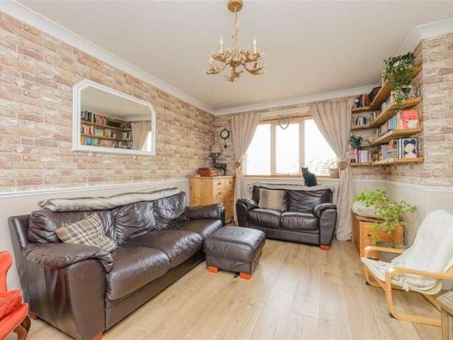 House for sale in Wayfield, Chatham