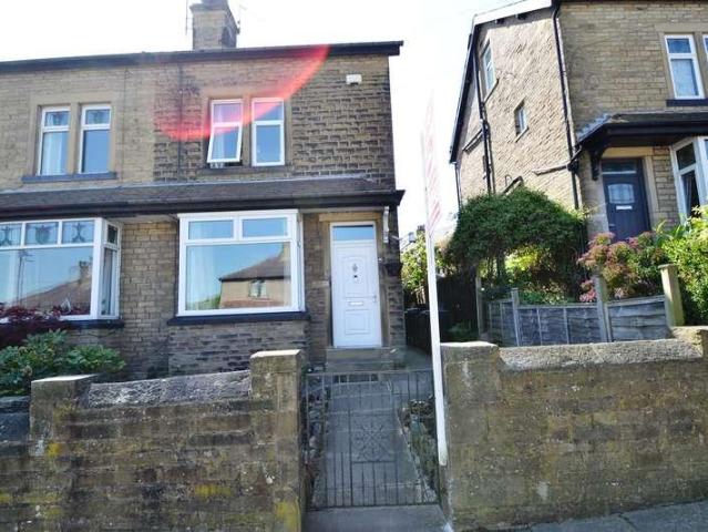 House for sale in Baildon, West Yorkshire