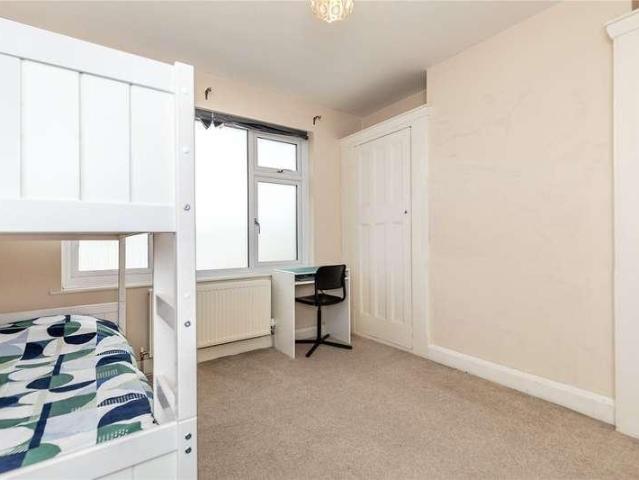 House for sale in London Borough of Croydon, Purley