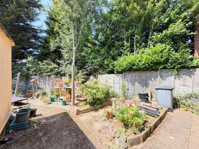 House for sale in Old Wharf, City Of Leicester