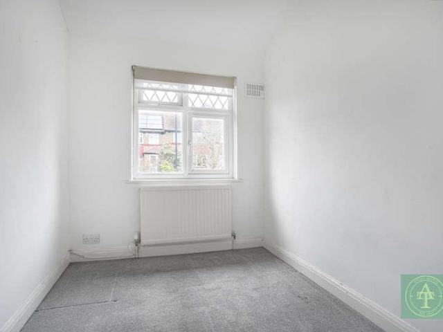 House for sale in Southgate, Oakwood
