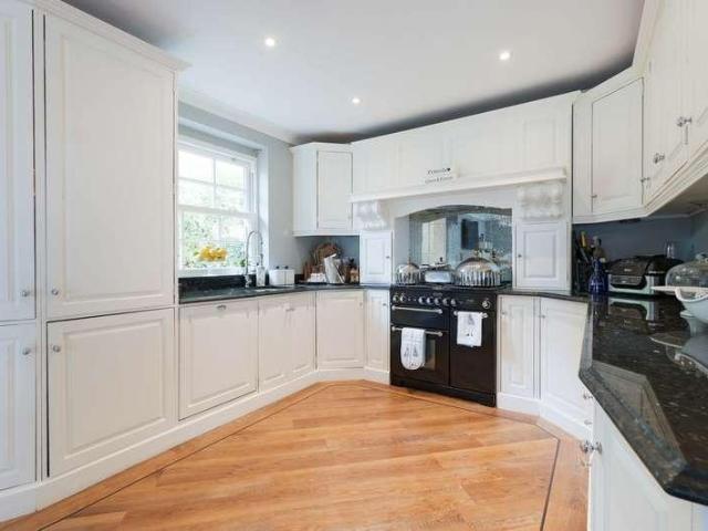 House for sale in West Ewell, Ewell