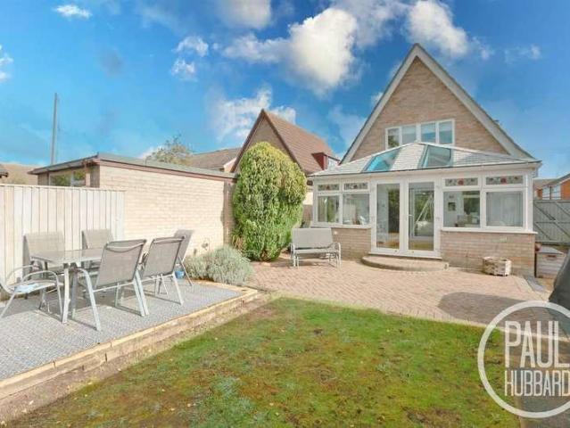 House for sale in Oulton Broad, East Suffolk