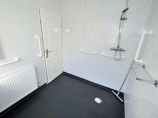 House for sale in Higher Irlam, Salford