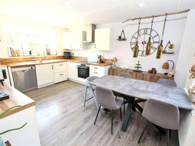 House for sale in Hillborough, The Bridge