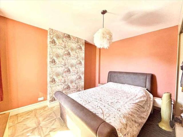 House for sale in East Midlands