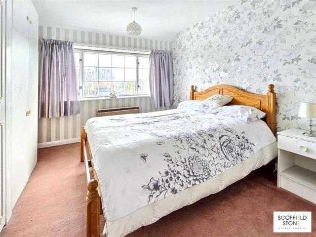 House for sale in Mickleover, East Midlands