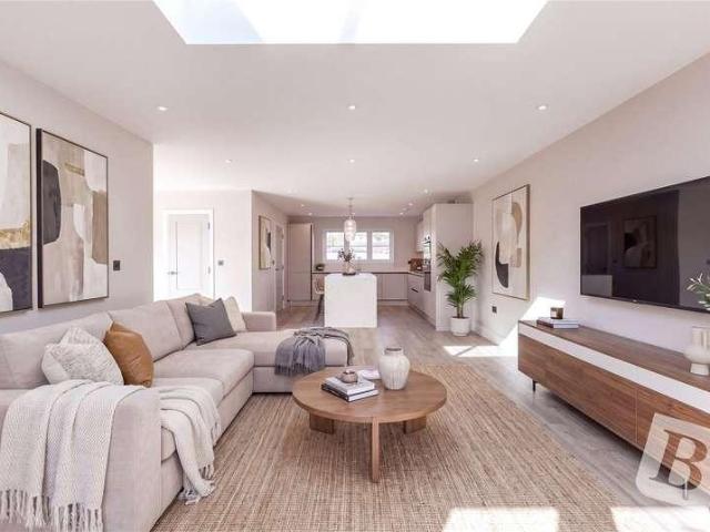 House for sale in Brentwood, Essex