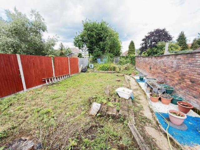House for sale in Lewsey Farm, Luton
