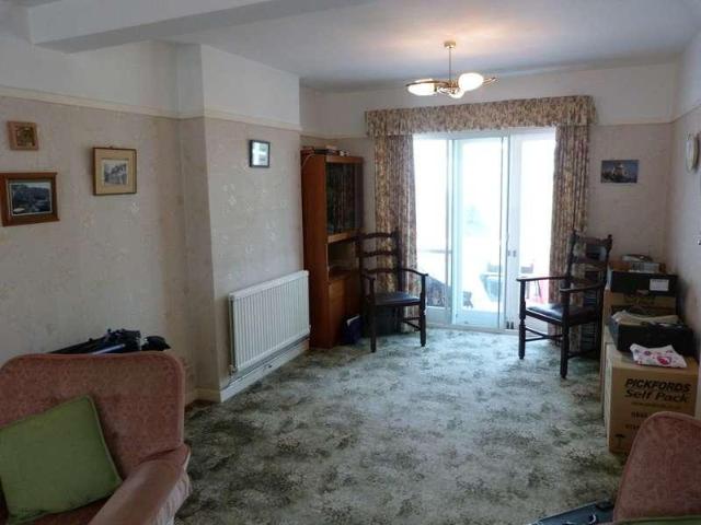 House for sale in Upton, Acol