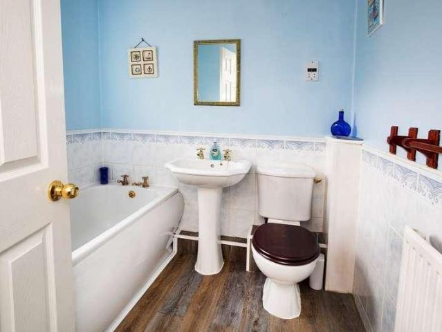 House for sale in Westwood Park, West Yorkshire