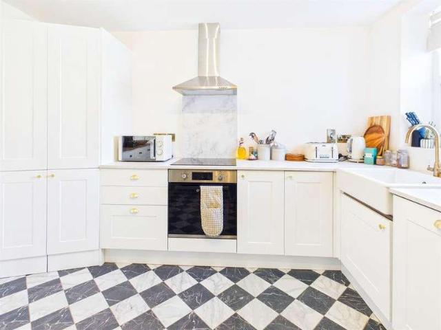 House for sale in Ross-on-Wye, Herefordshire