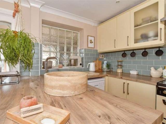 House for sale in Rustington, Clapham