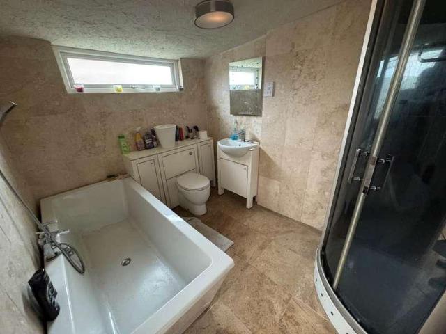 House for sale in Rowbarton, Rumwell