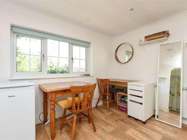 House for sale in Meadvale, Red Hill