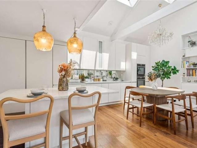 House for sale in Notting Hill, Greater London