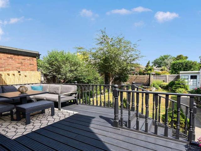 House for sale in Little Sandhurst