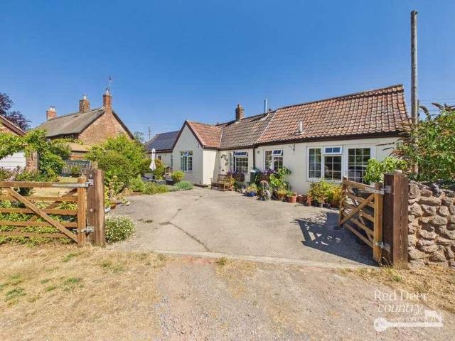 House for sale in Seven Ash, Somerset