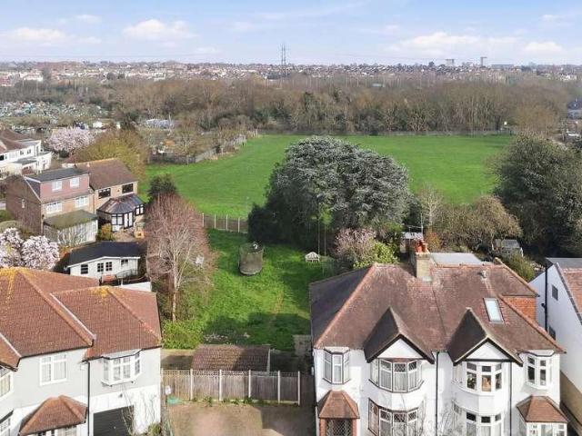 House for sale in Wanstead, Greater London