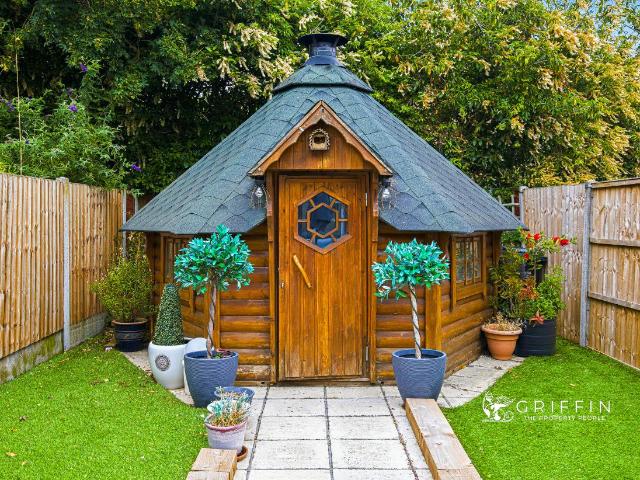 House for sale in Vange, Essex