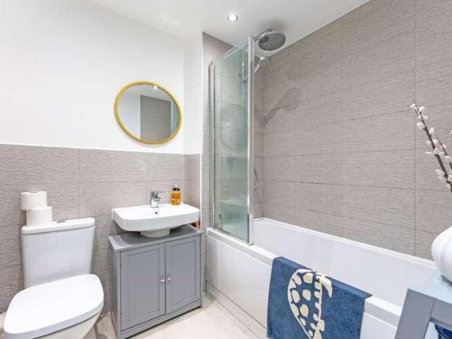 House for sale in Stanford On Avon, Leicestershire