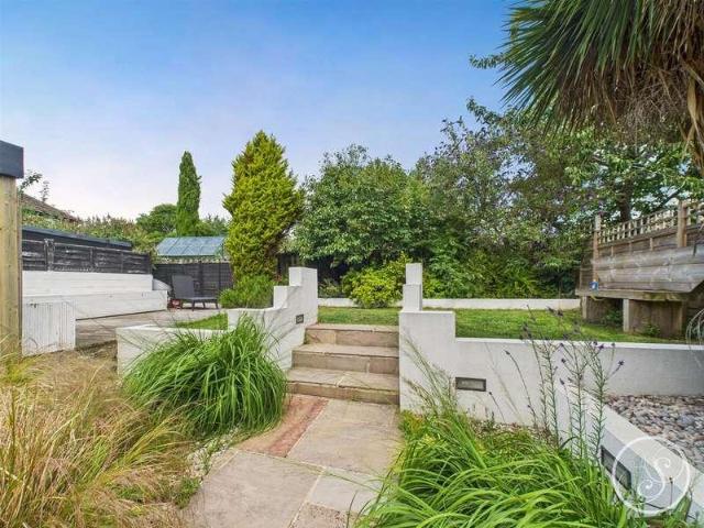 House for sale in Chapel Allerton, West Yorkshire