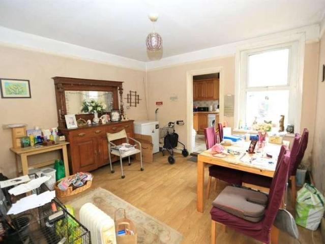 House for sale in Oad Street, Kent