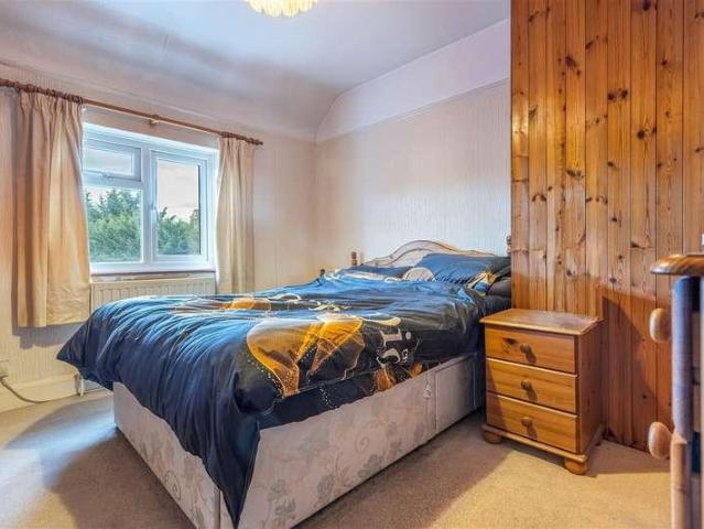 House for sale in Marden Ash, Epping Forest