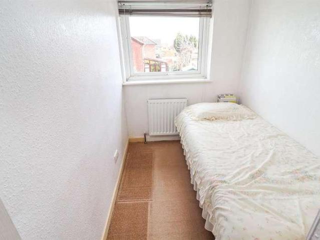 House for sale in Lingley Green, Warrington