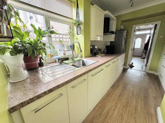 House for sale in Stoneycroft, Calderstones