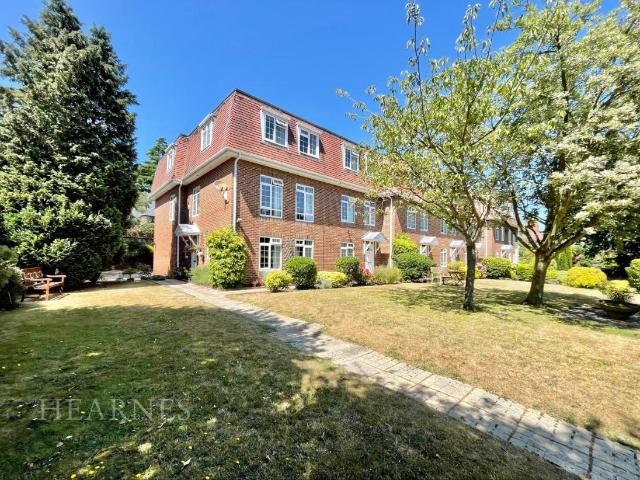 House for sale in Talbot Village, Bournemouth