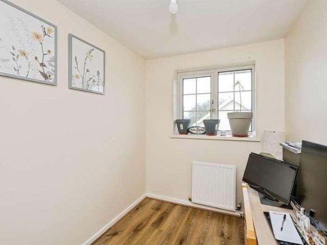 House for sale in Waunarlwydd, Wales