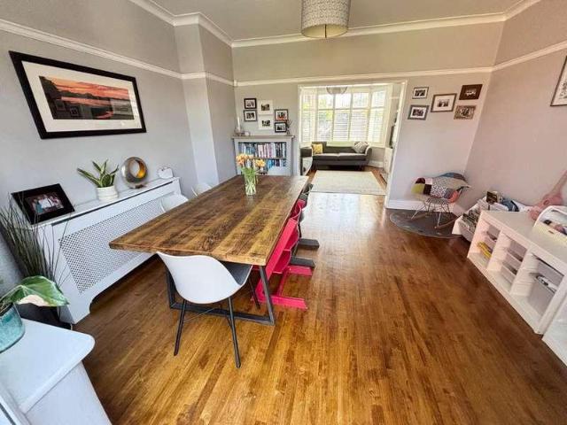 House for sale in Parrs Wood, Georgia