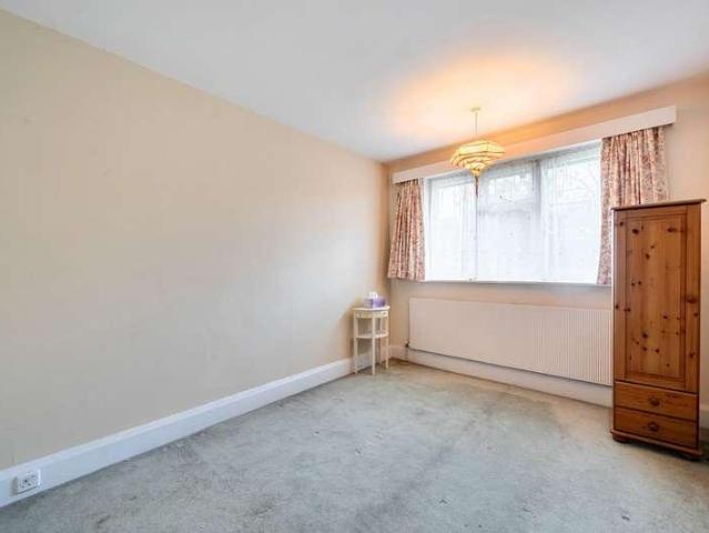House for sale in Lane, Greater London