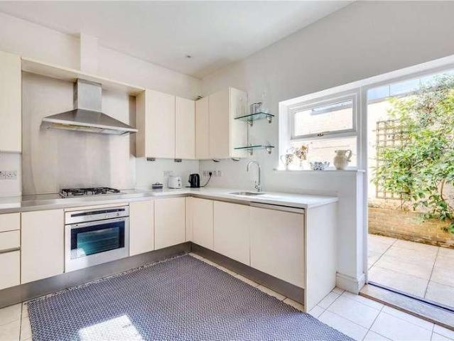 House for sale in London Borough of Hammersmith and Fulham, Greater London
