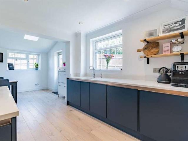 House for sale in Mariner's View, The Bridge
