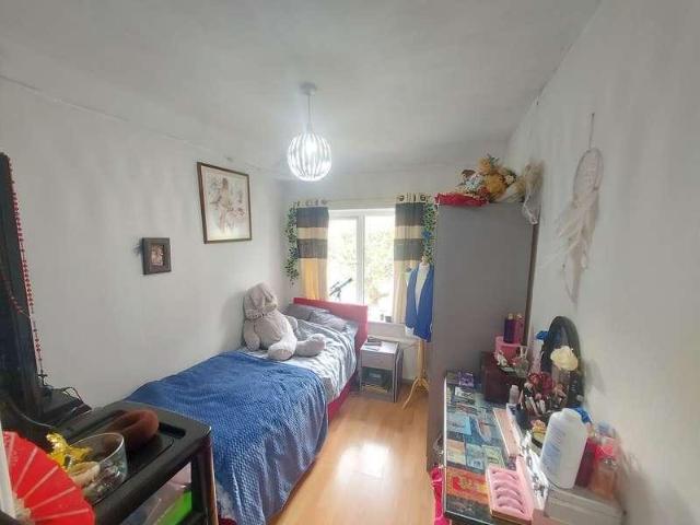 House for sale in Allerton, West Yorkshire