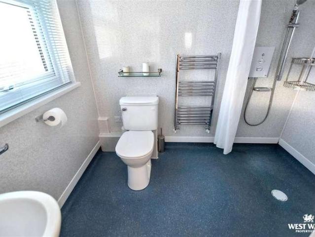 House for sale in Johnston