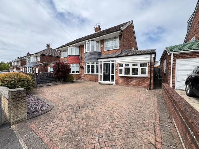 House for sale in Kennessee Green, Maghull