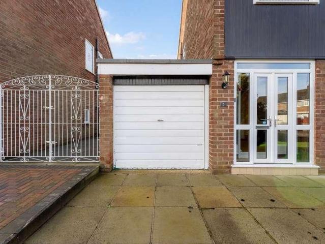 House for sale in Farnworth, Widnes