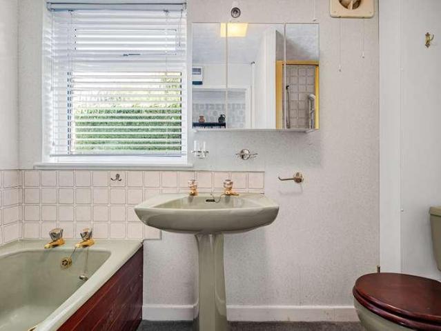 House for sale in Weir Quay, Devon