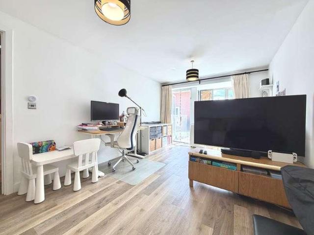 House for sale in Monkston Park, Milton Keynes
