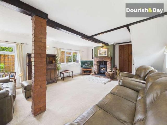 House for sale in Baswich, Staffordshire