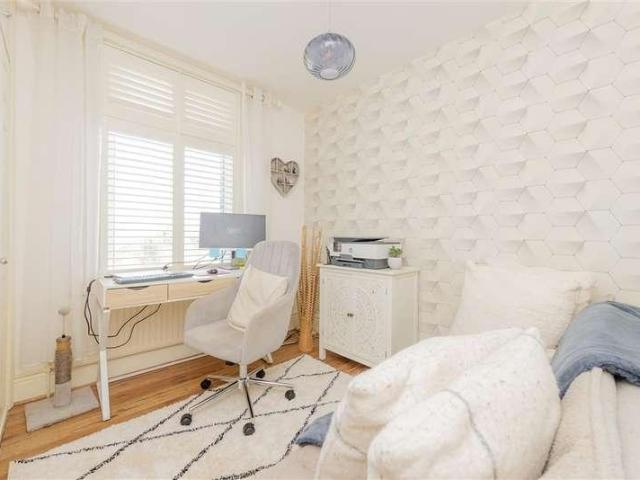 House for sale in Temple Hill, Dartford