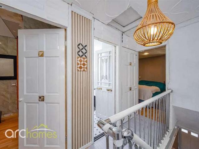 House for sale in New Hall Farm, Wigan